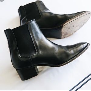 Frye Dara Chelsea Boots, Size 8